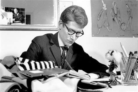 ysl nuovo stilista|Yves Saint Laurent: la storia e gli stilisti della maison .